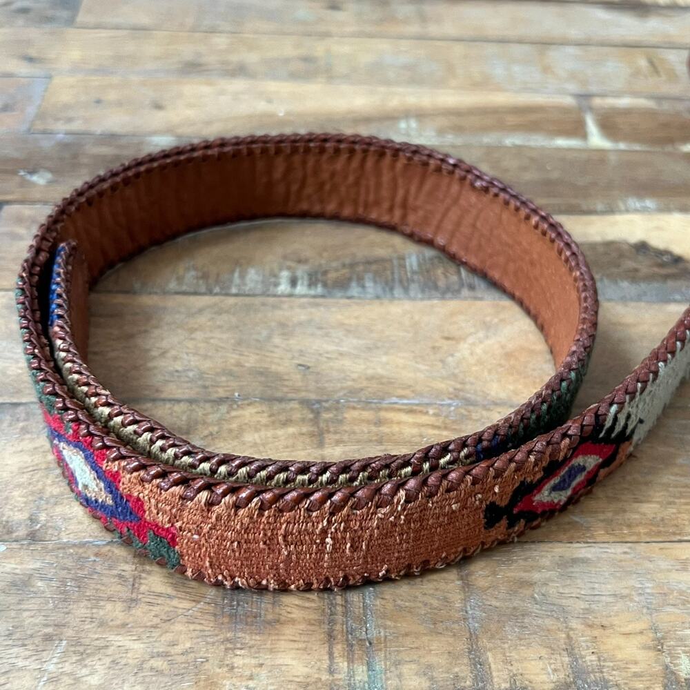 The Leather Belt 34 Handcrafted Multicolor Southwestern Woven Vintage - Picture 3 of 13